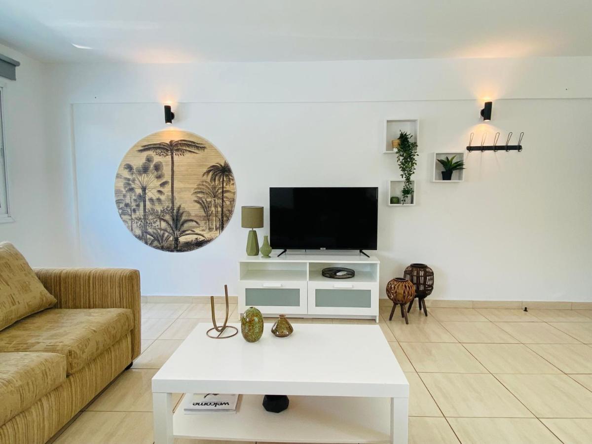 Serena'S 2-Br Apartment In Ларнака Екстер'єр фото