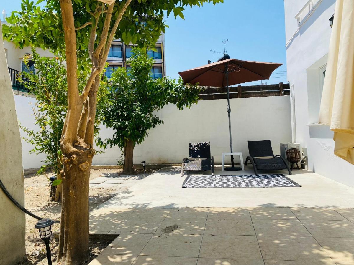 Serena'S 2-Br Apartment In Ларнака Екстер'єр фото