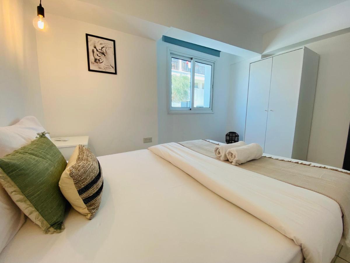 Serena'S 2-Br Apartment In Ларнака Екстер'єр фото